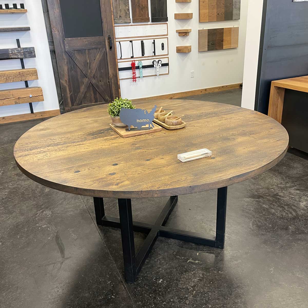 Custom Wood Dining Tables and Kitchen Tables